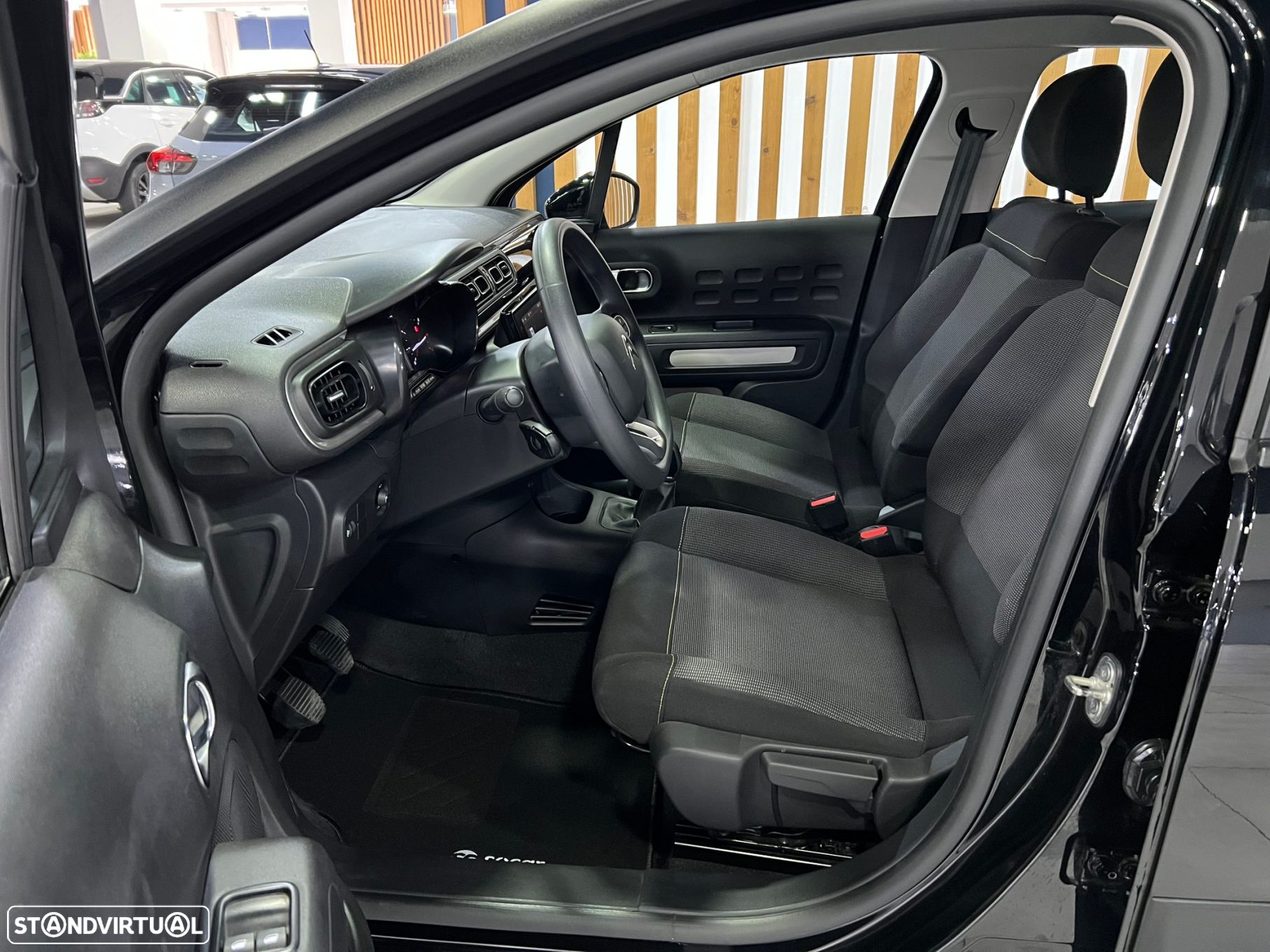Citroën C3 1.2 PureTech Feel Pack - 7