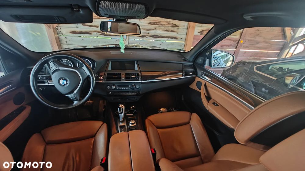 BMW X5 3.0sd xDrive - 12