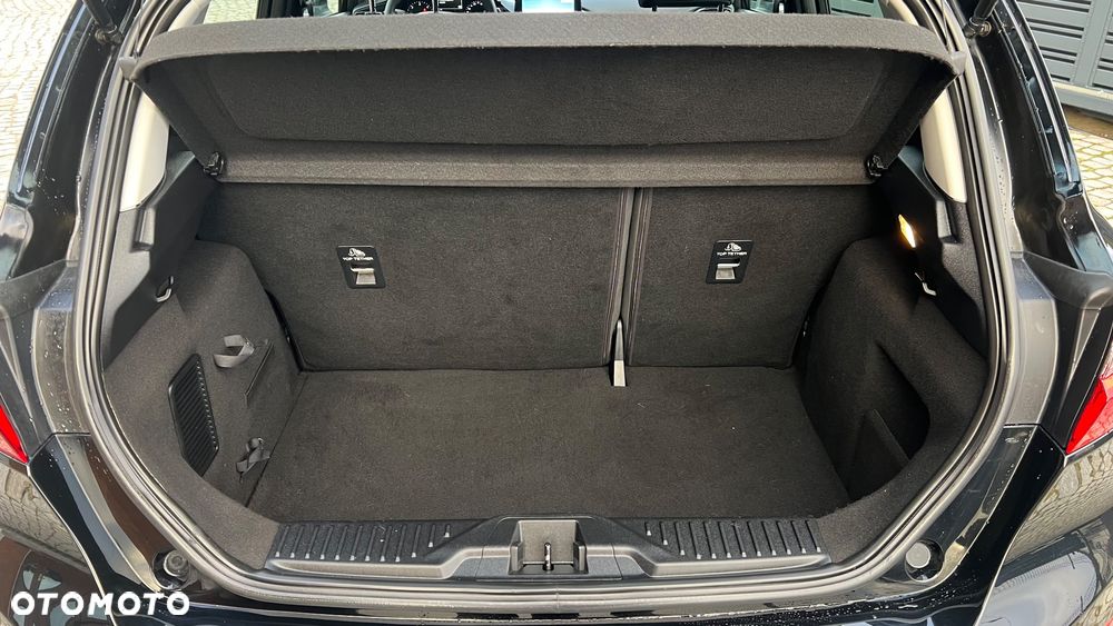 Ford Fiesta 1.5 TDCi SYNC Edition - 20