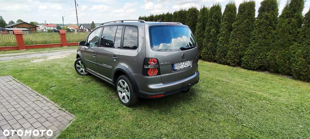Volkswagen Touran 1.9 TDI DPF Cross - 4