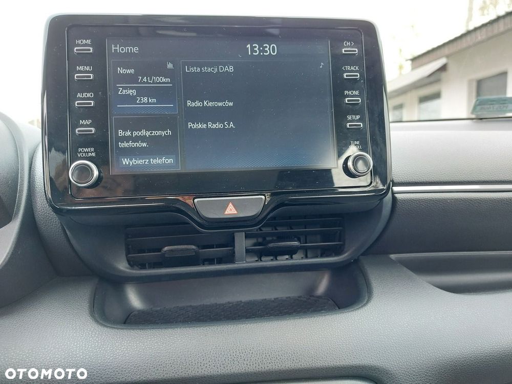 Toyota Yaris - 22