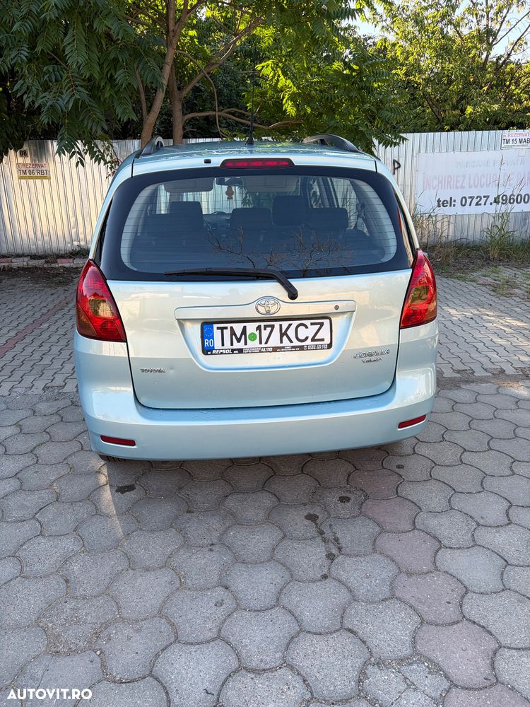 Toyota Corolla Verso 2.0 D-4D - 4