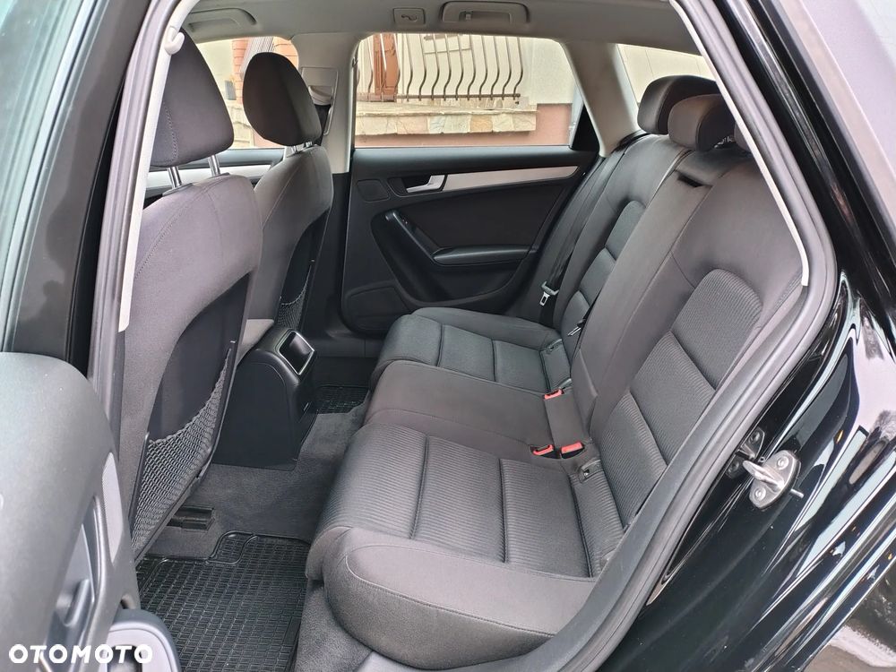 Audi A4 Avant 2.0 TDI DPF Attraction - 11