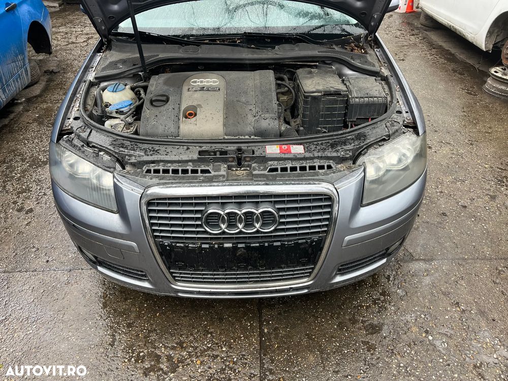 Dezmembrez Audi A3 8P facelift 4 usi gri LY7H 2006 1,6 FSI benzina cod BLP 85KW HBM - 16