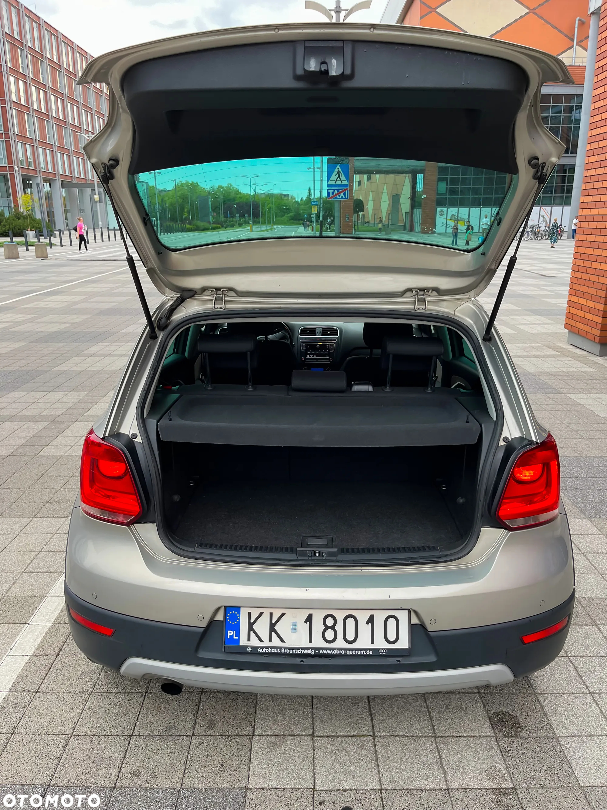 Volkswagen Polo 1.6 TDI Cross - 5