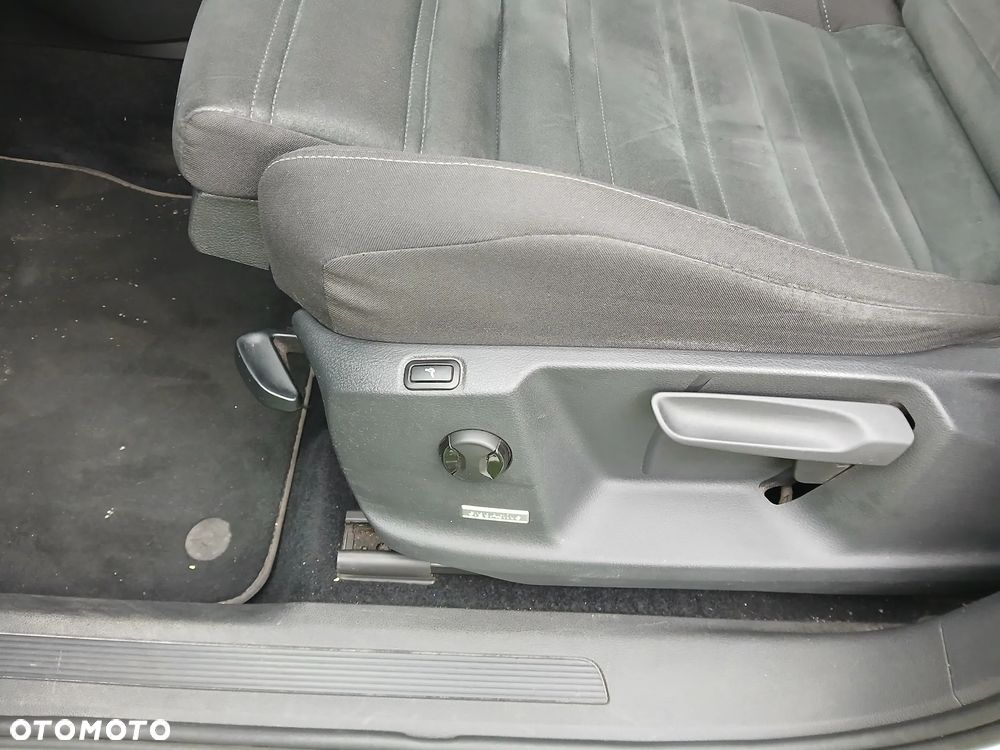 Volkswagen Touran 1.8 TSI BMT Highline DSG - 15