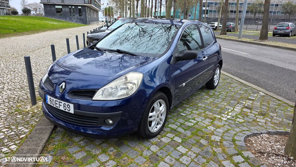 Renault Clio 1.5 dci dynamique - 1