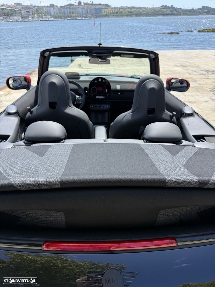 MINI Cabrio John Cooper Works Premium Essential Auto - 9