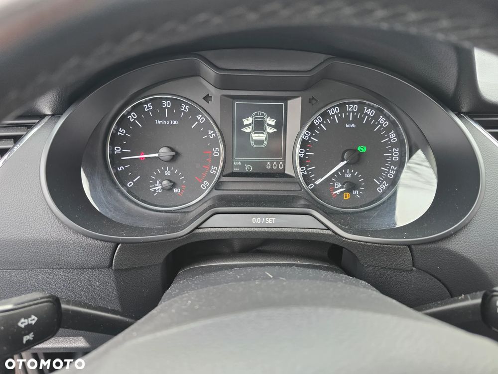 Skoda Octavia 2.0 TDI Ambition DSG EU6 - 10