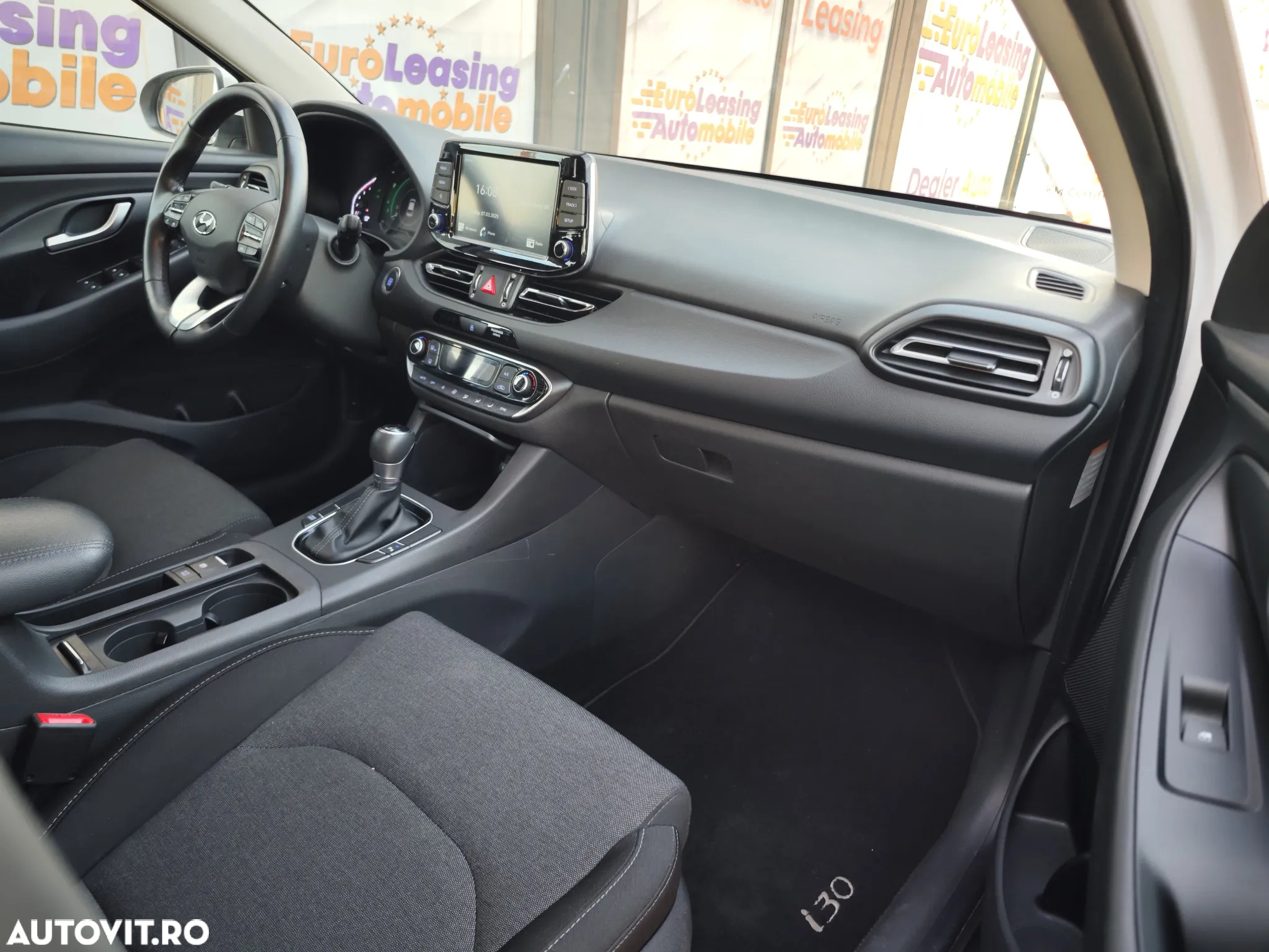 Hyundai i30 - 12