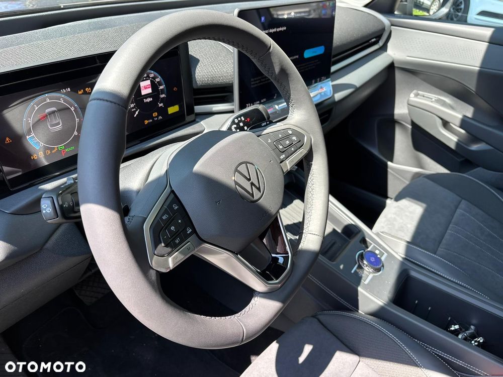 Volkswagen T-Roc 1.5 eTSI Style DSG - 24