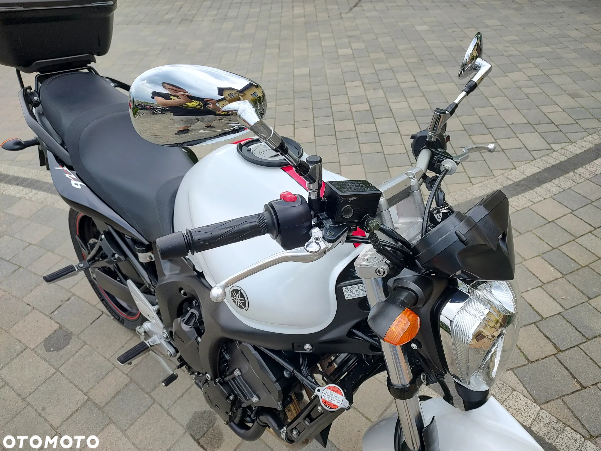 Yamaha FZ6 - 9