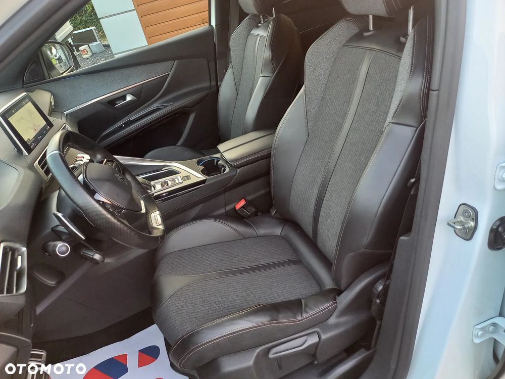 Peugeot 5008 BlueHDI 130 EAT8 GT - 21