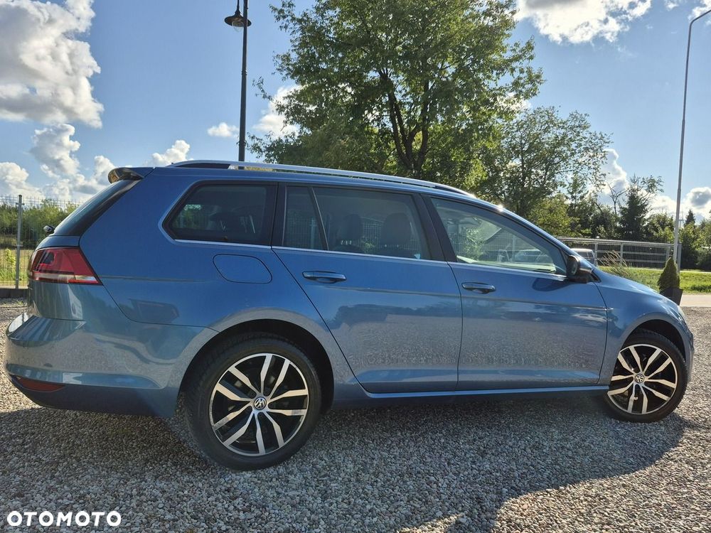 Volkswagen Golf - 32
