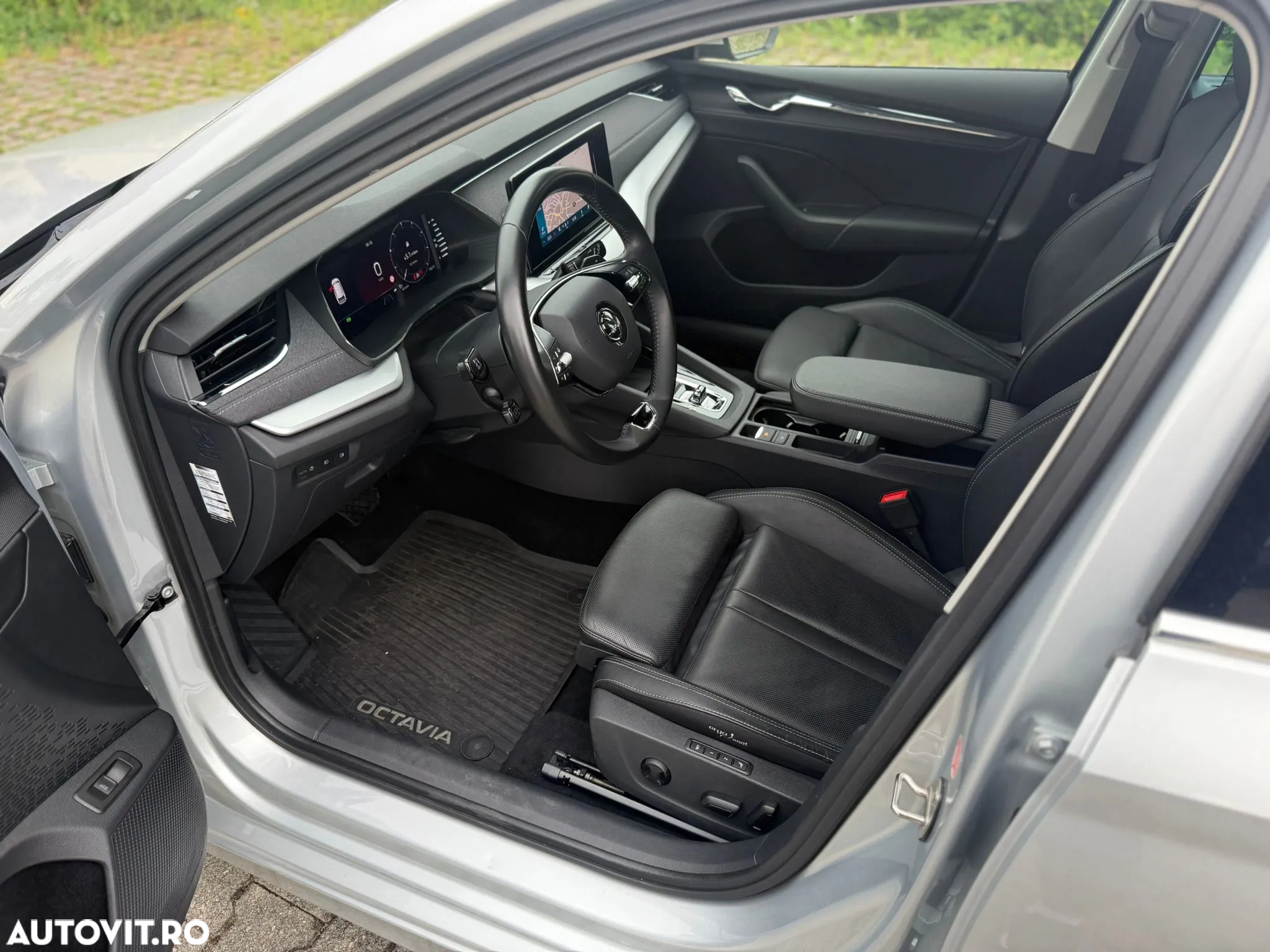 Skoda Octavia 2.0 TDI DSG Style - 4
