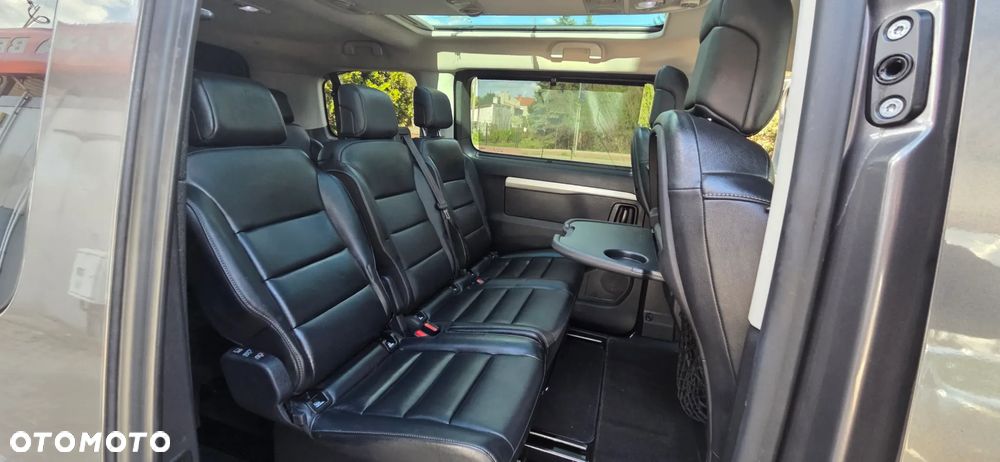 Peugeot Traveller L2 2.0 Business VIP - 37