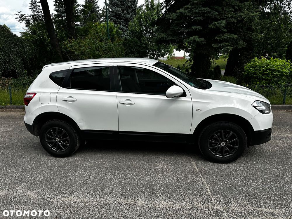 Nissan Qashqai 2.0 dCi DPF tekna - 3