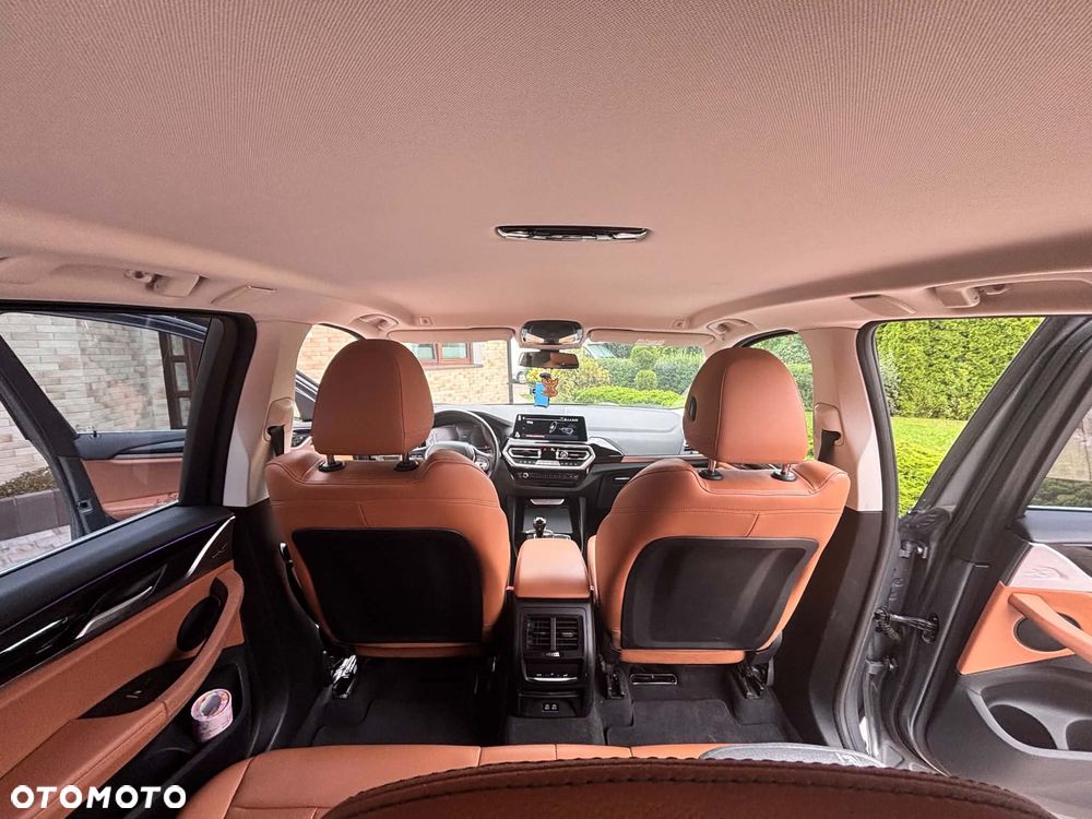 BMW X3 xDrive20d - 11