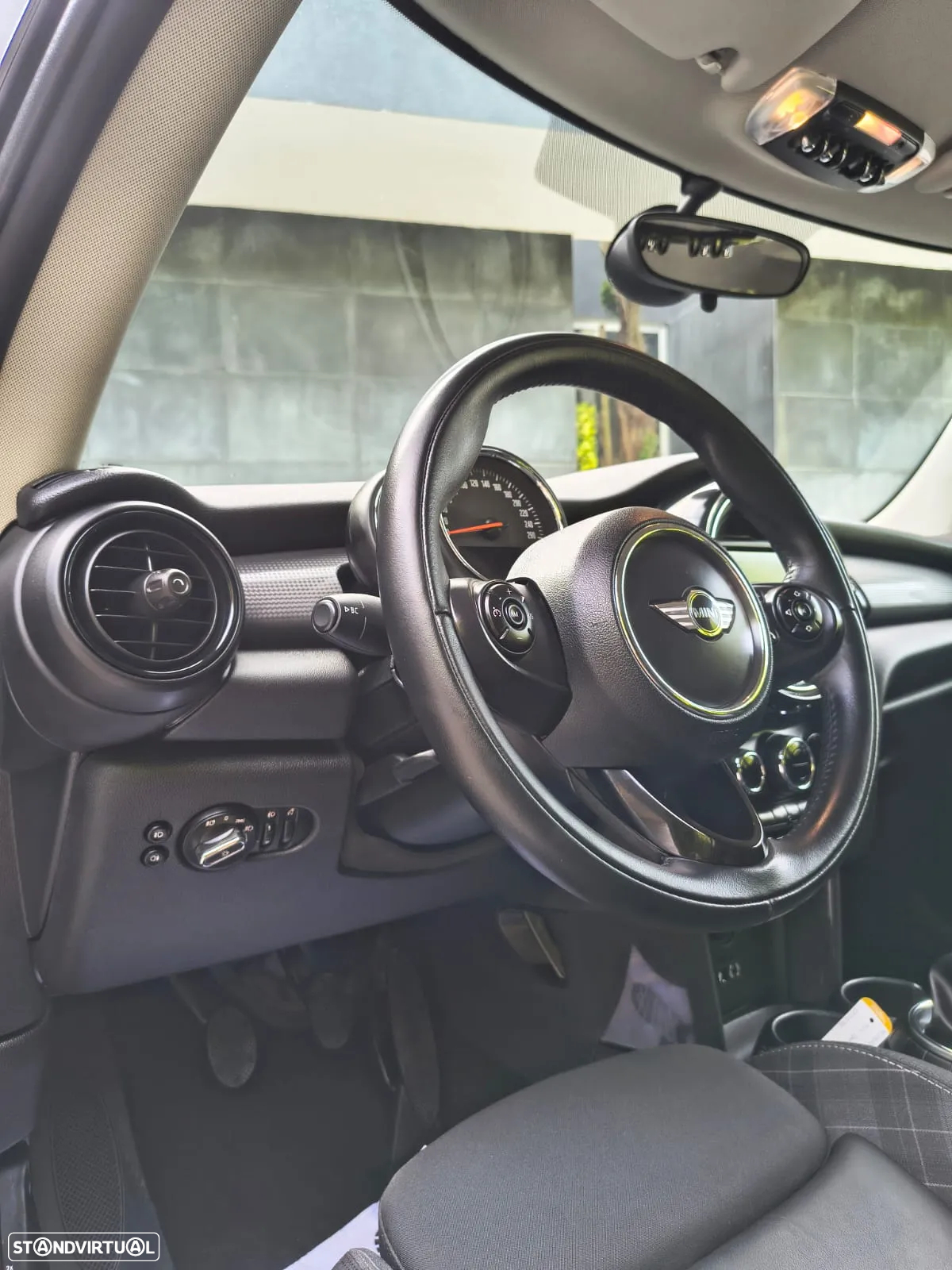 MINI 3 Portas - 19