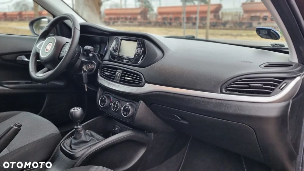Fiat Tipo 1.4 16V More - 14