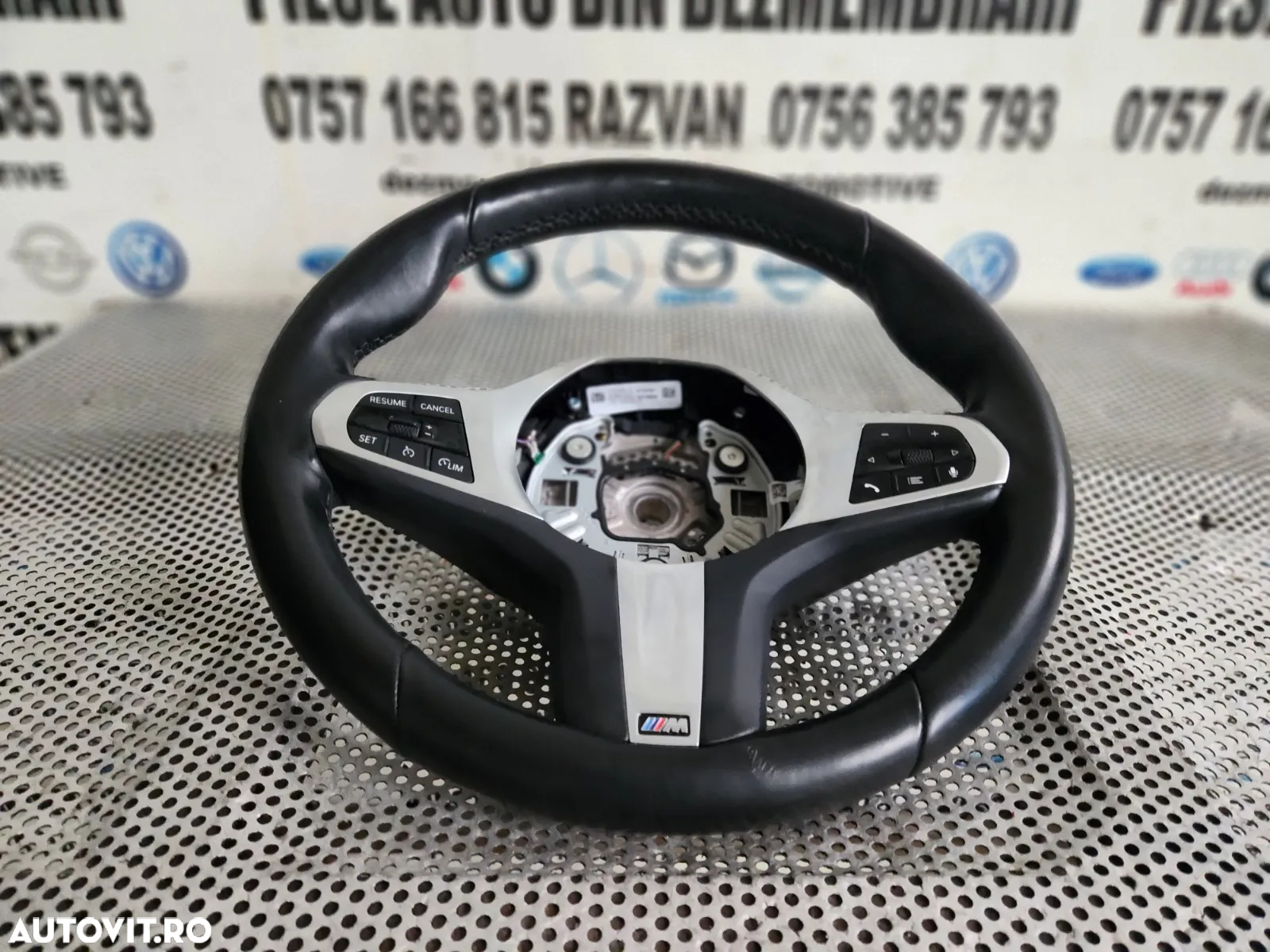 Volan Bmw M Paket Cu Comenzi Din Piele G20 G21 G30 G31 F40 F41 F45 F46 F44 Etc. Dezmembrez Bmw F40 - 3