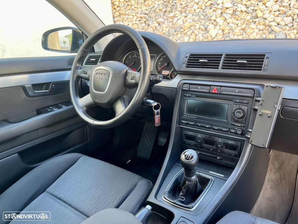 Audi A4 - 25