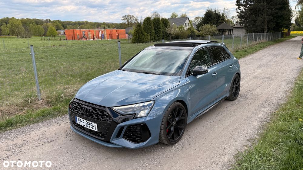 Audi RS3 Sportback - 2