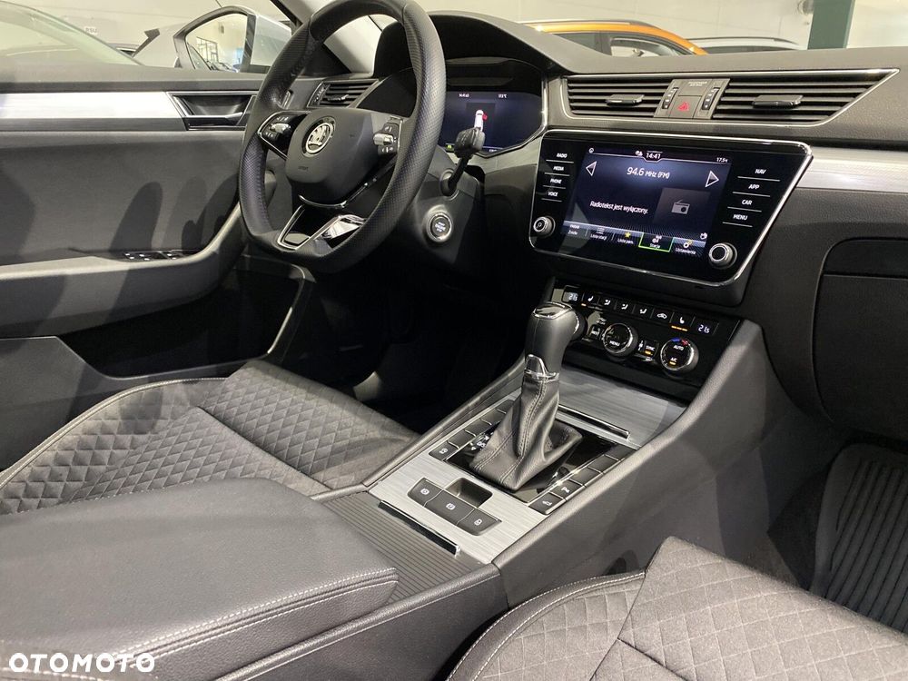 Skoda Superb 1.5 TSI Ambition DSG - 20