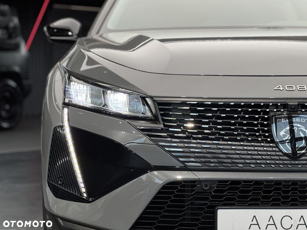 Peugeot 408 - 40