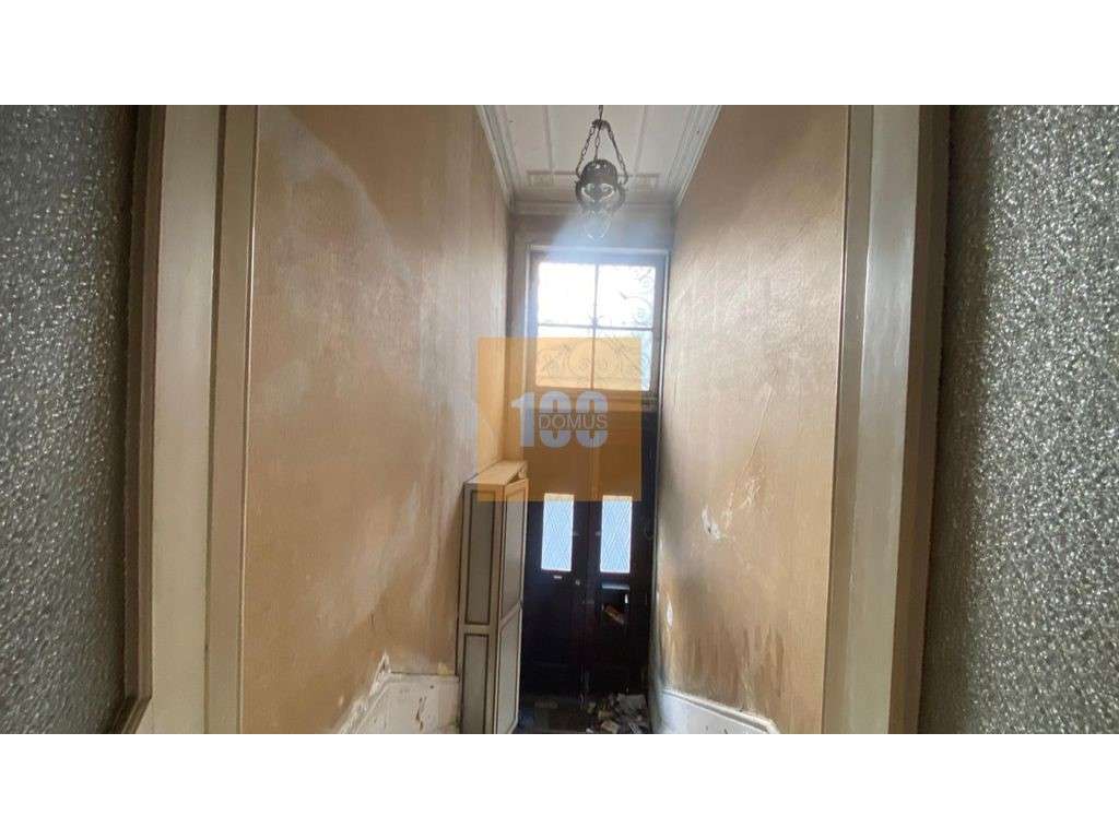 Moradia para reabilitar em Santos Pousada - Grande imagem: 2/19