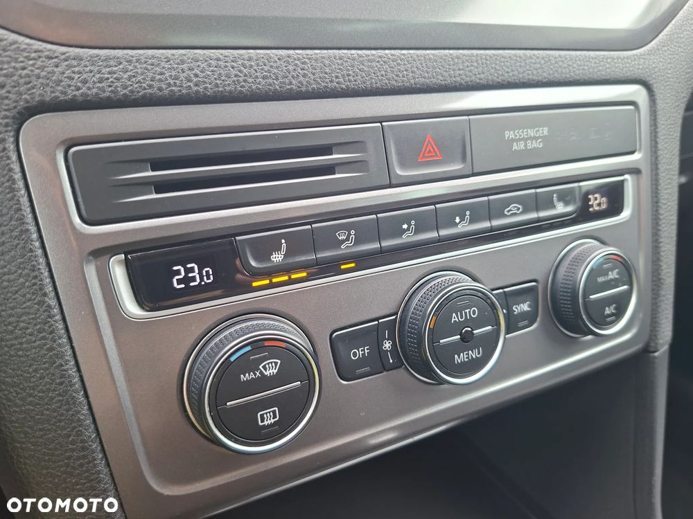 Volkswagen Golf Sportsvan 1.4 TSI (BlueMotion Technology) DSG Sound - 25