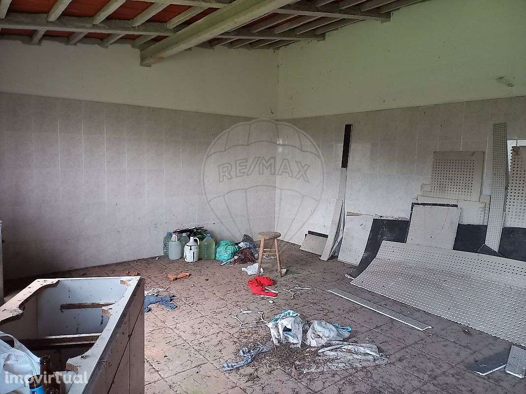 Moradia T1 para venda - Grande imagem: 2/15