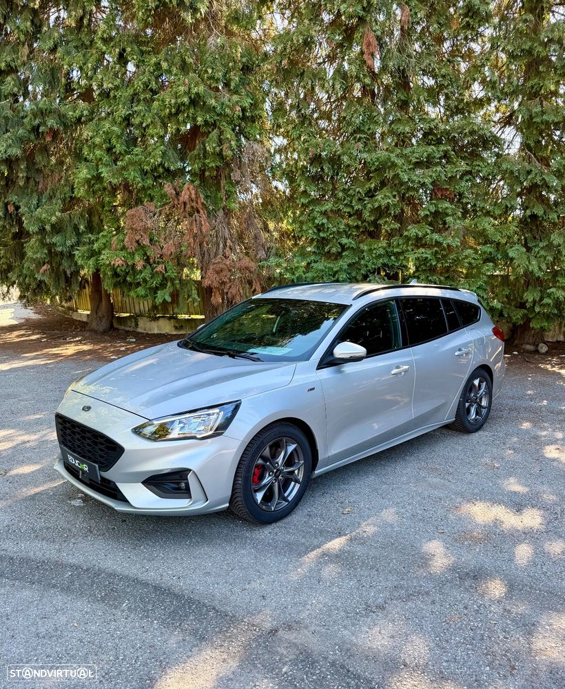 Ford Focus SW 1.0 EcoBoost Hybrid ST-LINE X — fotografia 2