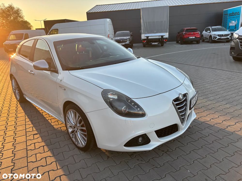 Alfa Romeo Giulietta 1.8 TBi 16V Quadrifoglio Verde - 11