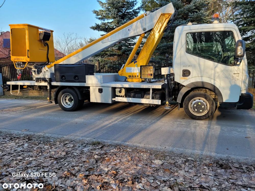 Renault Maxity 120DXI - 10