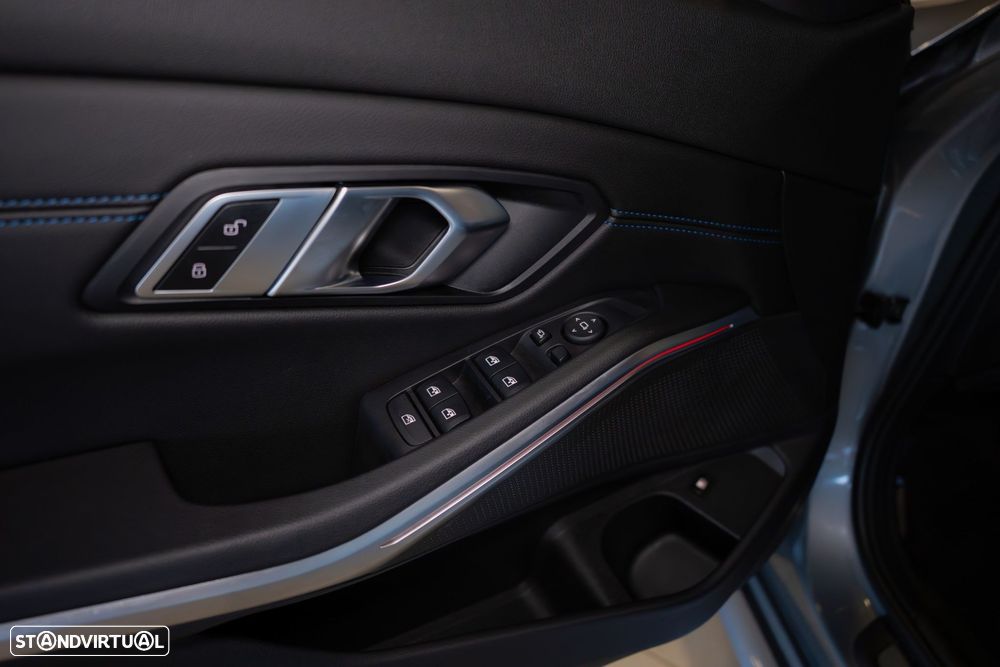 BMW 320 e Pack M Auto - 27