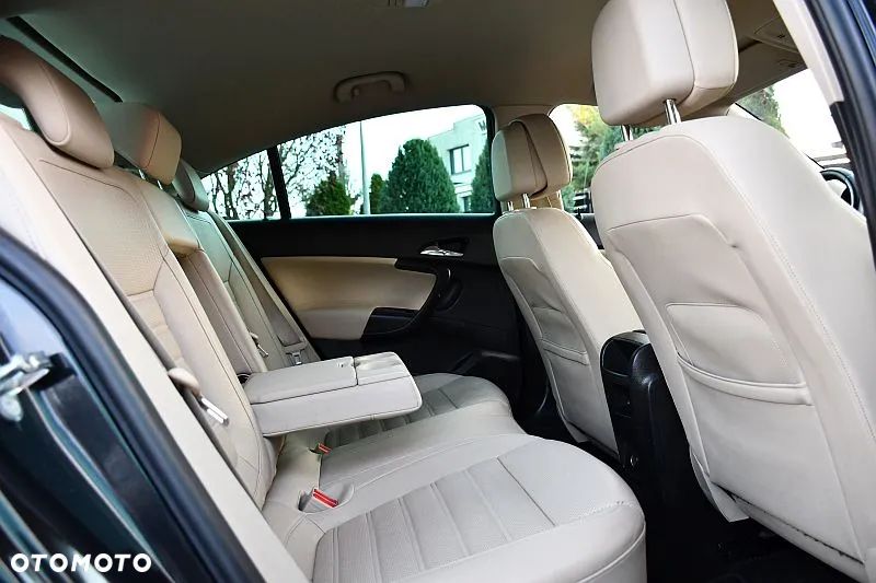 Opel Insignia 1.6 T Cosmo S&S - 21