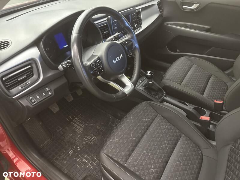 Kia Rio 1.2 M - 10