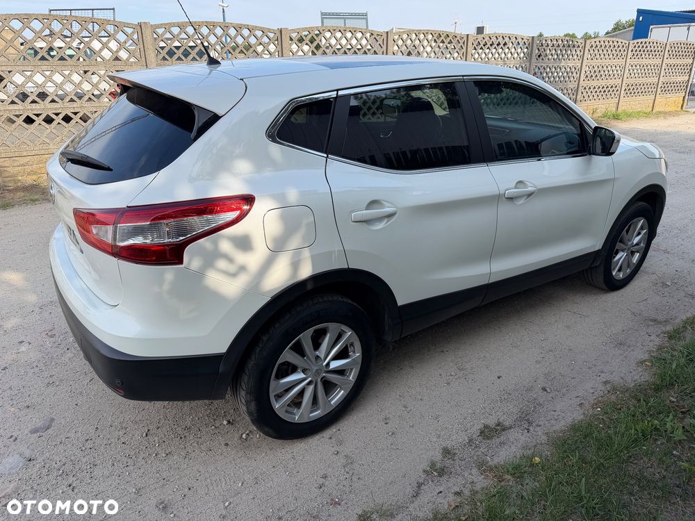 Nissan Qashqai - 10