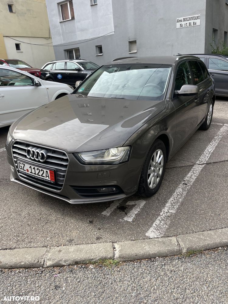Audi A4 Avant 2.0 TDI DPF multitronic Attraction - 2