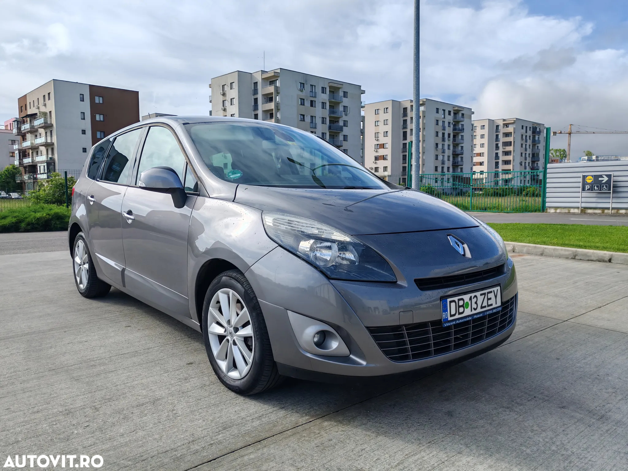 Renault Grand Scenic TCe 130 Dynamique - 13