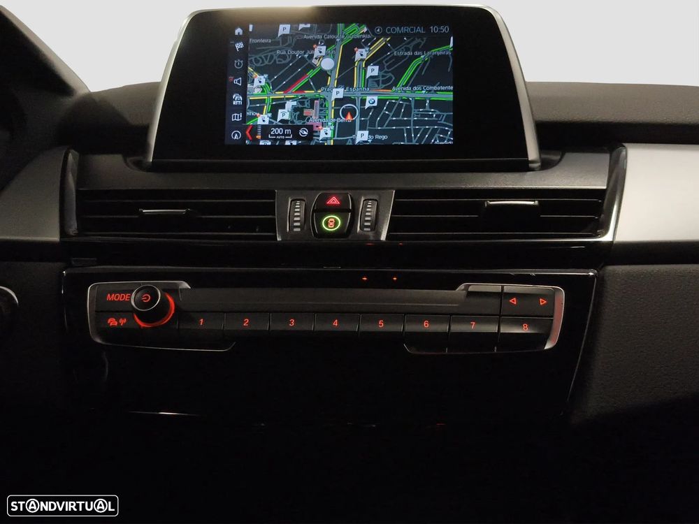 BMW 225xe Active Tourer Advantage - 24