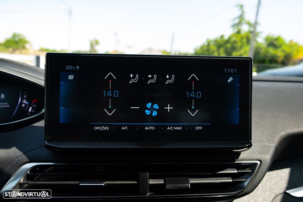 Peugeot 3008 1.5 BlueHDi Allure EAT8 - 34