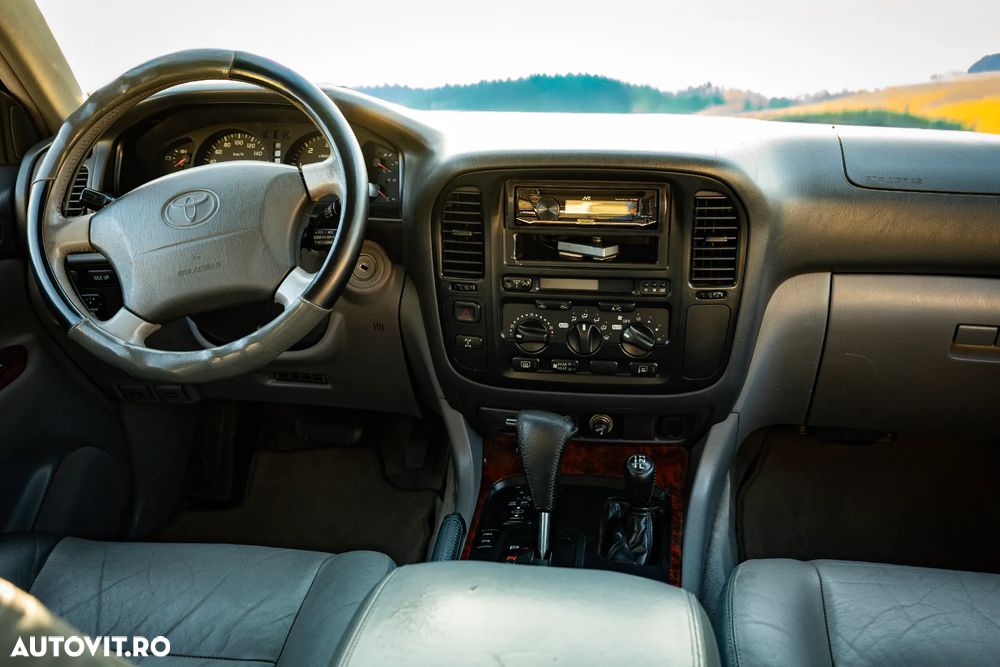 Toyota Land Cruiser 100 Automatik Executive - 8