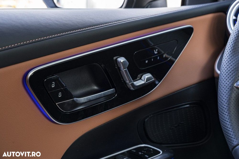 Mercedes-Benz GLC Coupe 300 de 4MATIC - 30