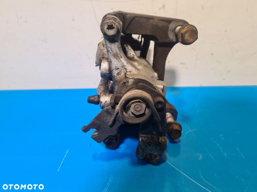 ZACISK HAMULCOWY TYŁ PRAWY OPEL ASTRA K 1.6 CDTI - 4