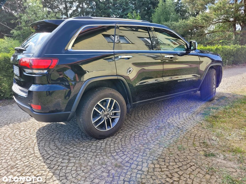 Jeep Grand Cherokee - 9