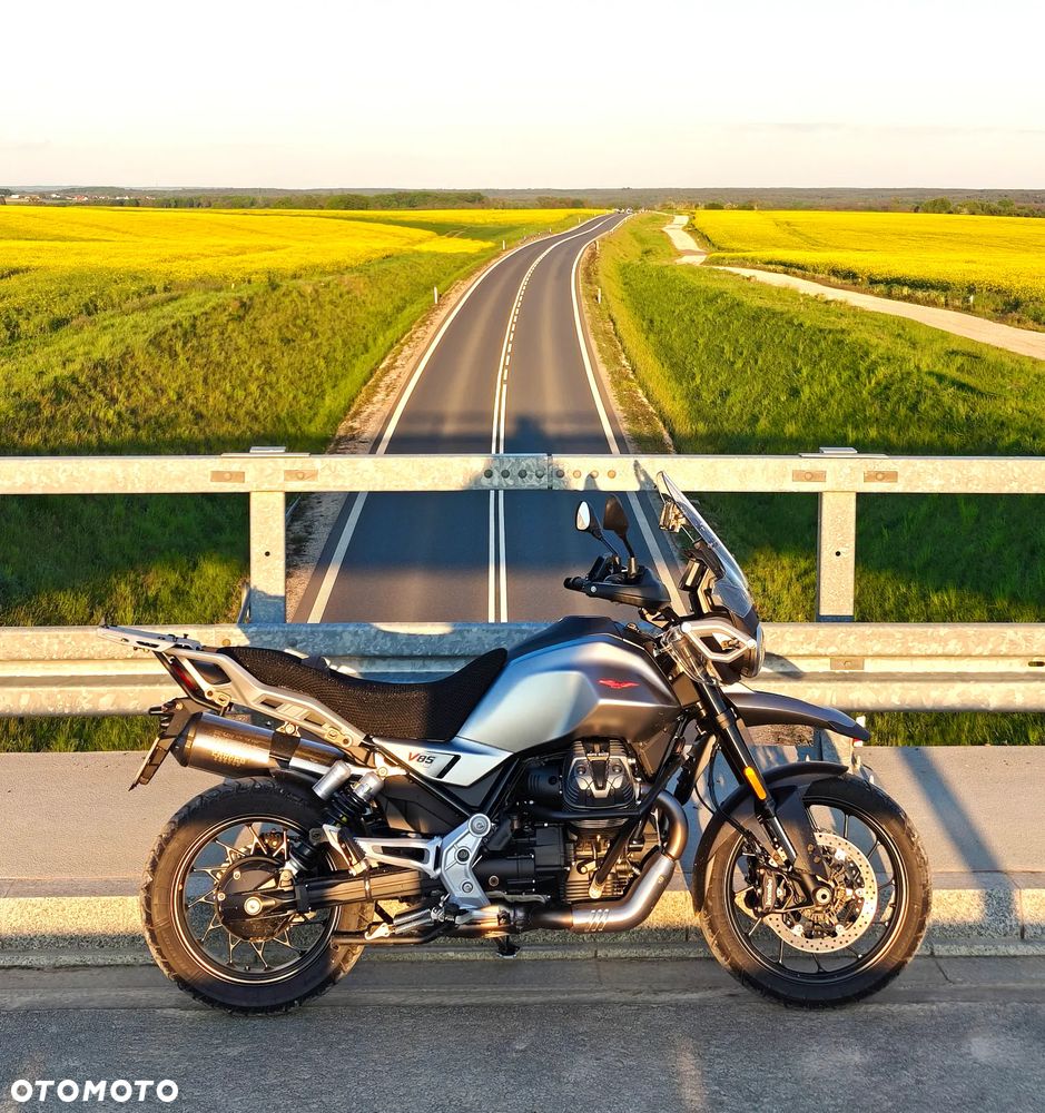 Moto Guzzi V85 - 13