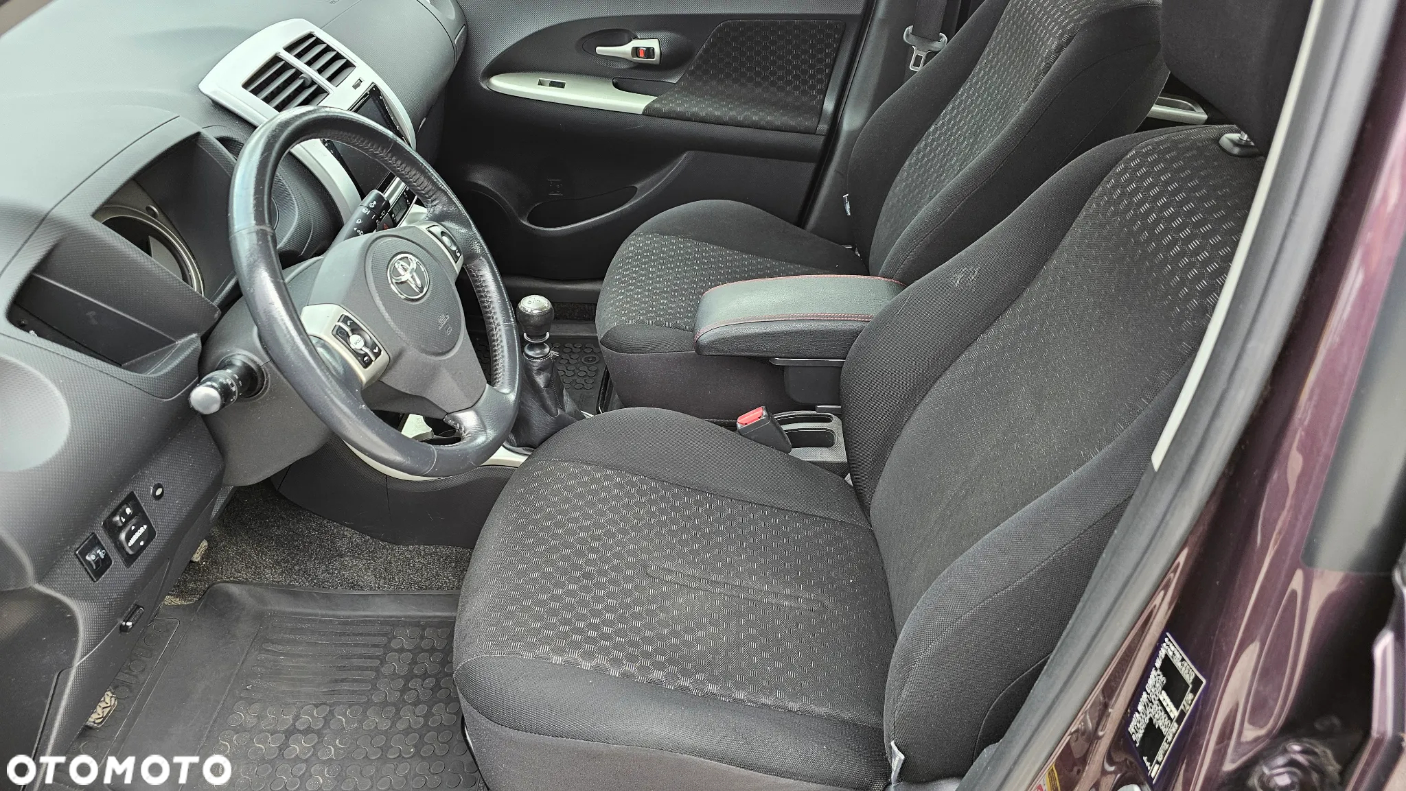 Toyota Urban Cruiser 1.33 Sol EU5 - 12