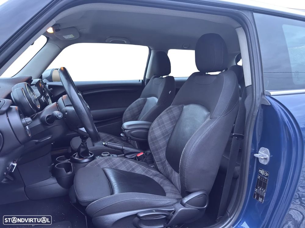 MINI 3 Portas Cooper D Metropolitan - 11